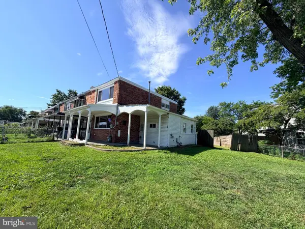 2916 Freeway Fwy, HALETHORPE, MD 21227