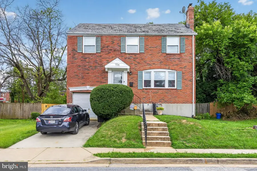 724 Charing Cross Rd, Baltimore, MD 21229 - #2