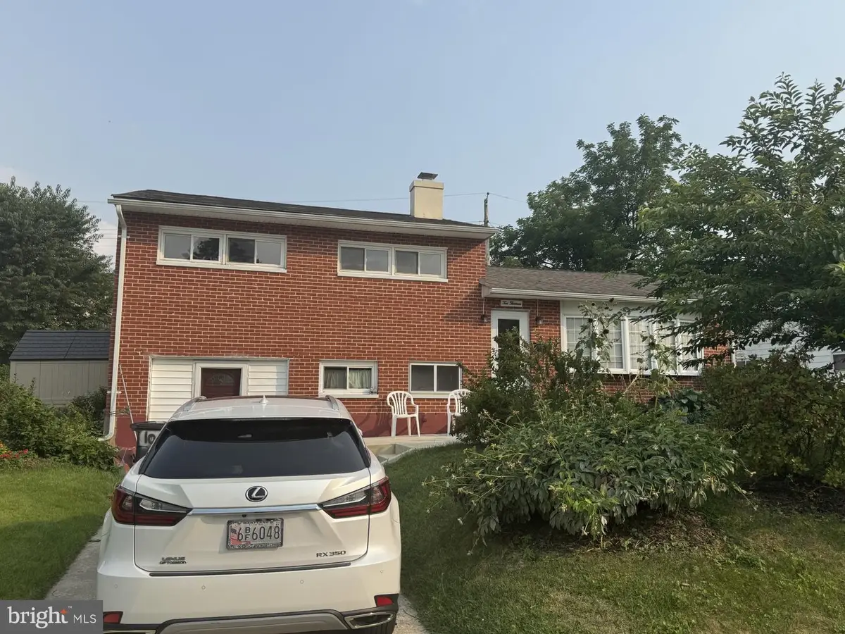 1013 Hallimont Rd, Baltimore, MD 21228 - #1