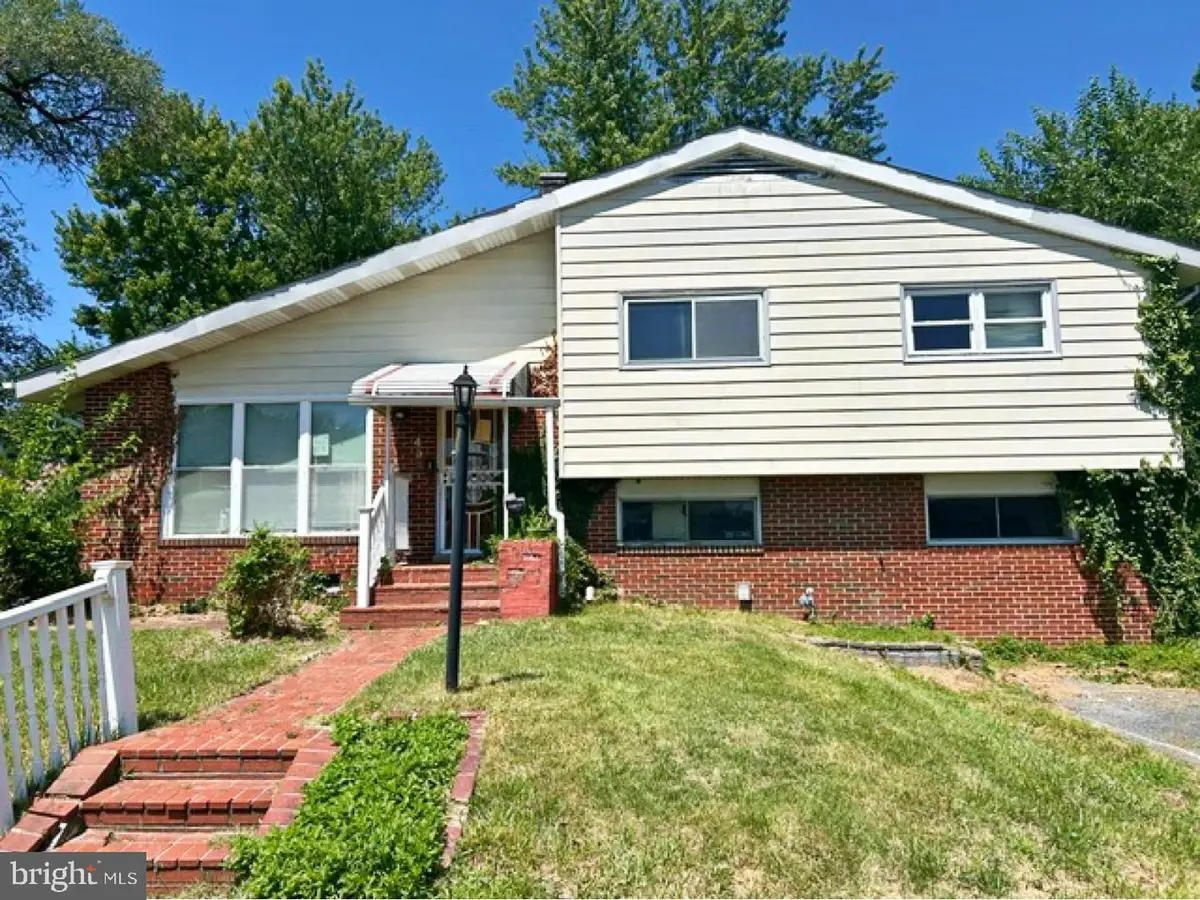 7402 Shirley Rd, Gwynn Oak, MD 21207 - #1