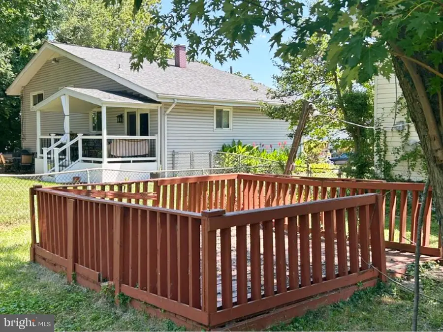 7402 Shirley Rd, Gwynn Oak, MD 21207 - #3
