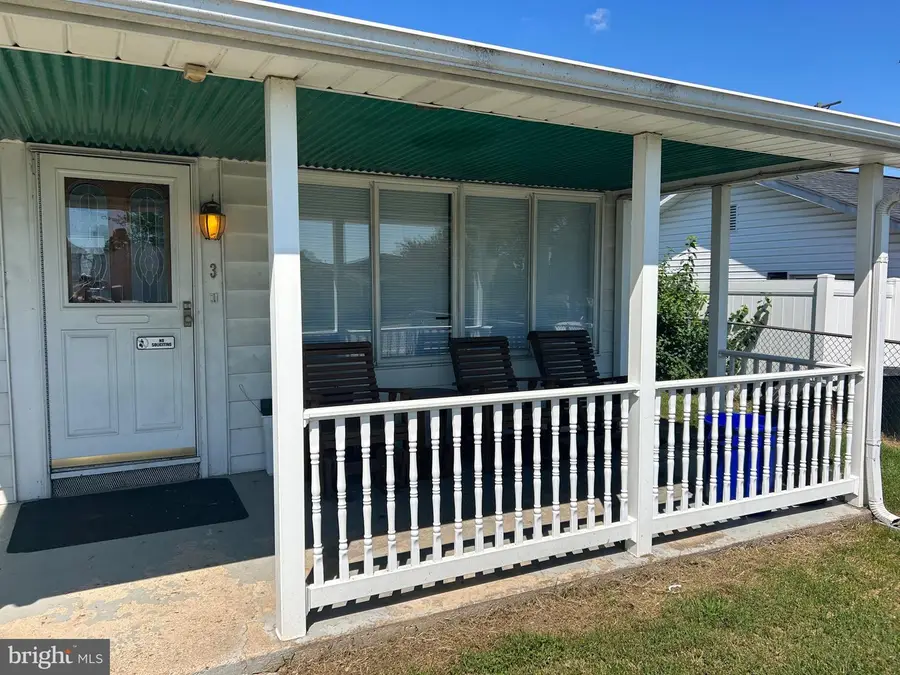 3 Dihedral Dr, Middle River, MD 21220 - #3
