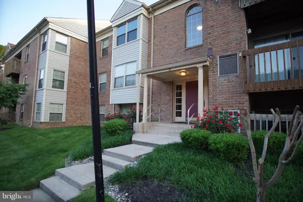 12 Cloverwood #103, ESSEX, MD 21221