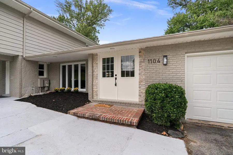 1104 Alexander Ave, Catonsville, MD 21228 - #2