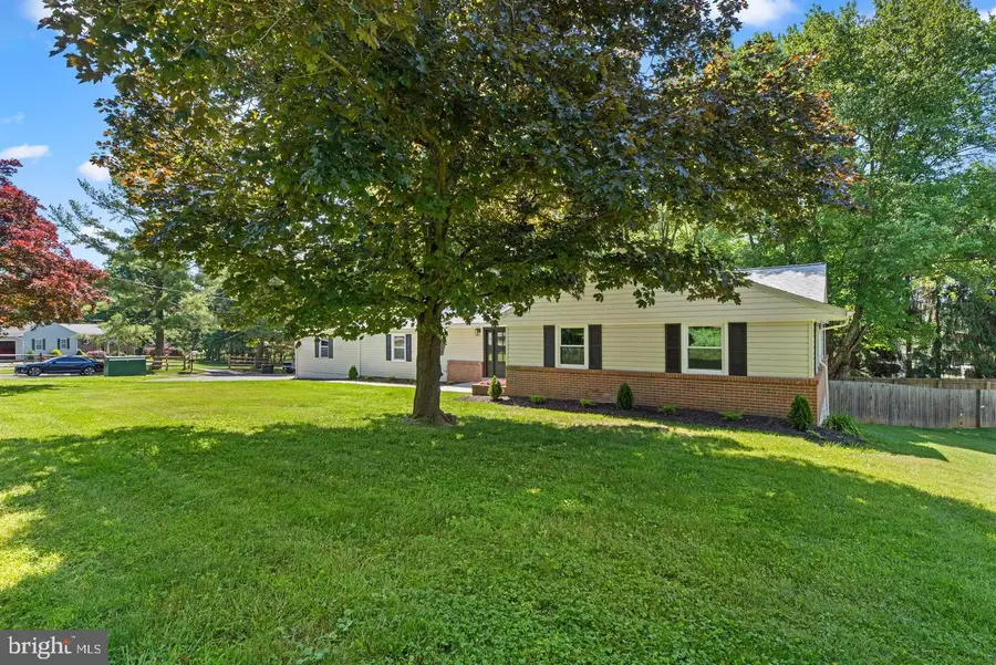 14906 Dunstan Ln, Monkton, MD 21111 - #2