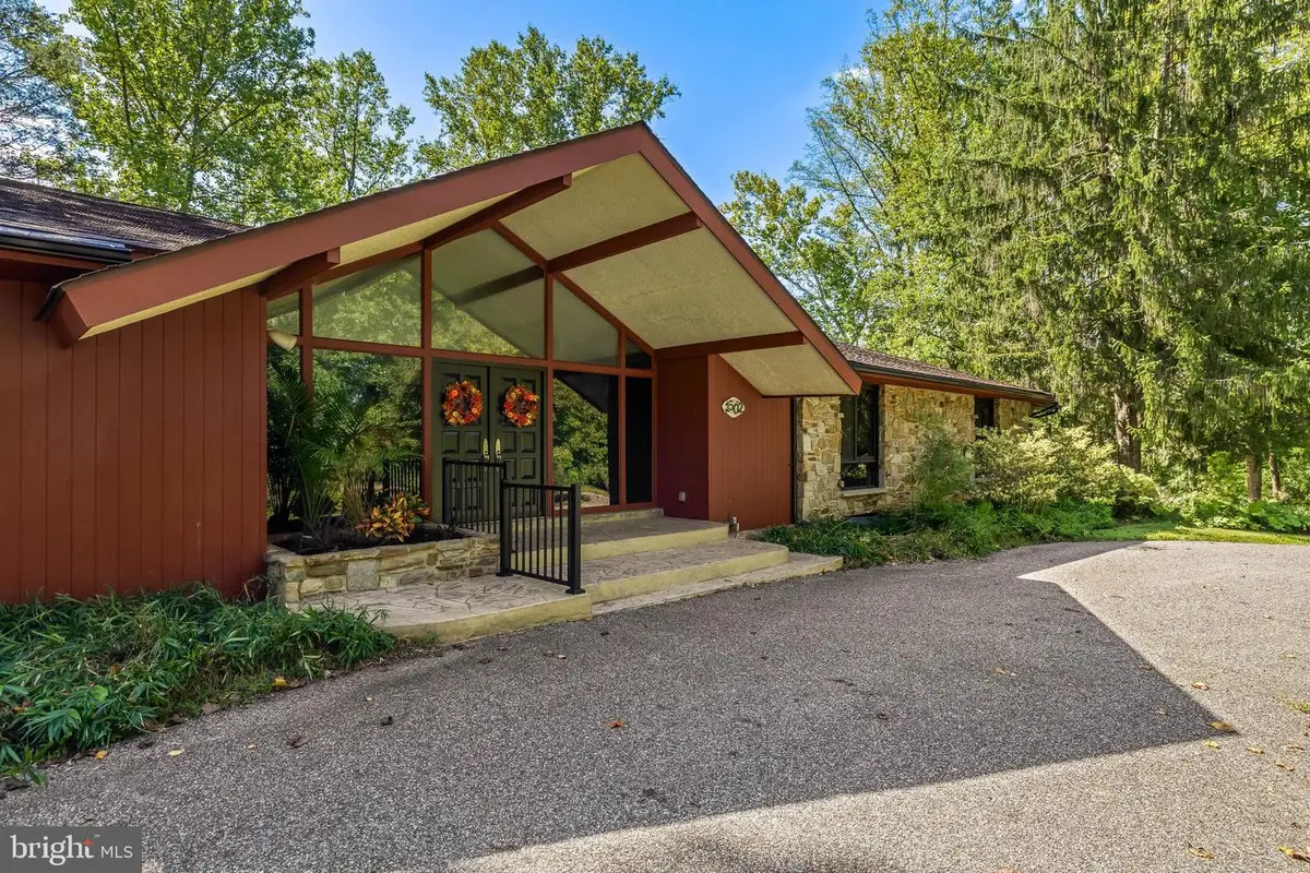 1502 Ameshire Rd, Lutherville Timonium, MD 21093 - #1