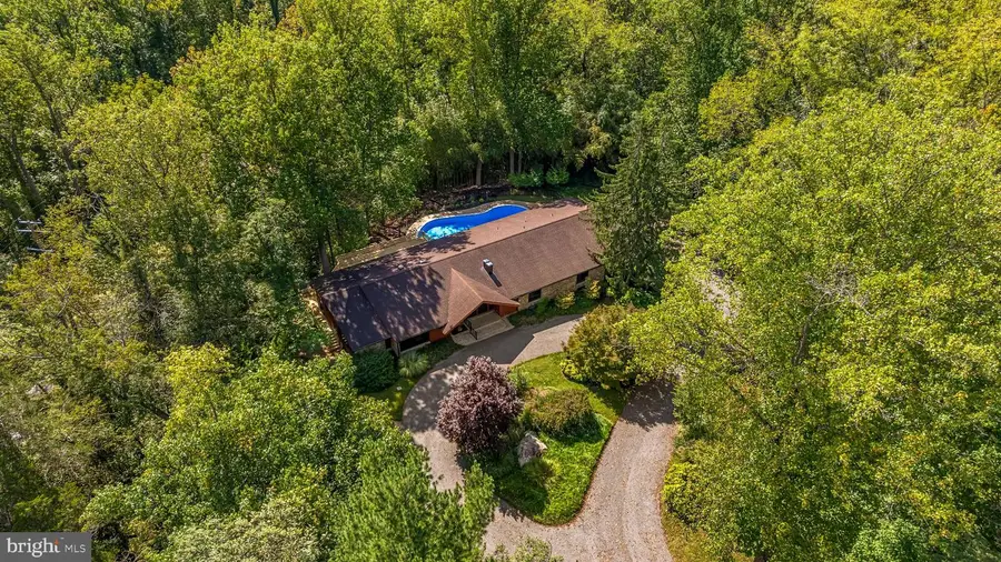 1502 Ameshire Rd, Lutherville Timonium, MD 21093 - #3