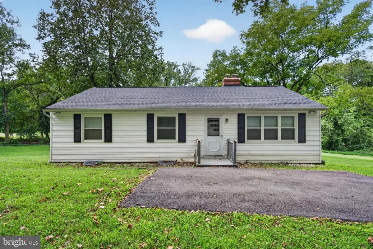 16 Balfred Ave, Baltimore, MD 21228 - #1