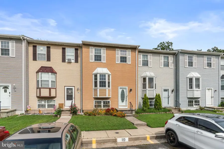 19 Joggins Ct, Middle River, MD 21220 - #3