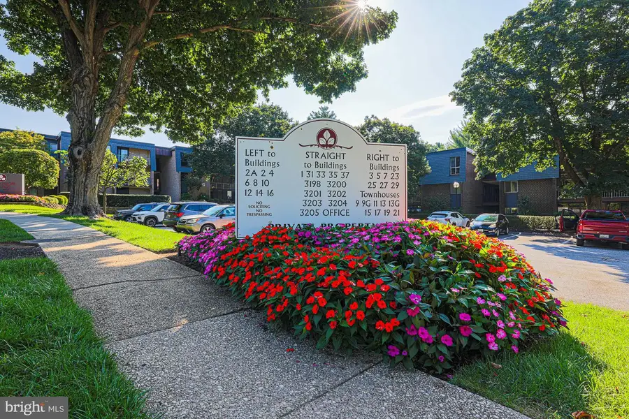 1 Stonehenge Cir #9, Pikesville, MD 21208 - #3