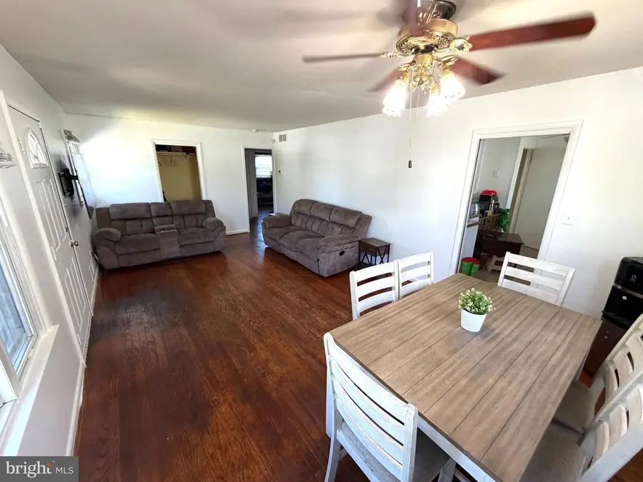 5653 Calyn Rd, Baltimore, MD 21228 - #2