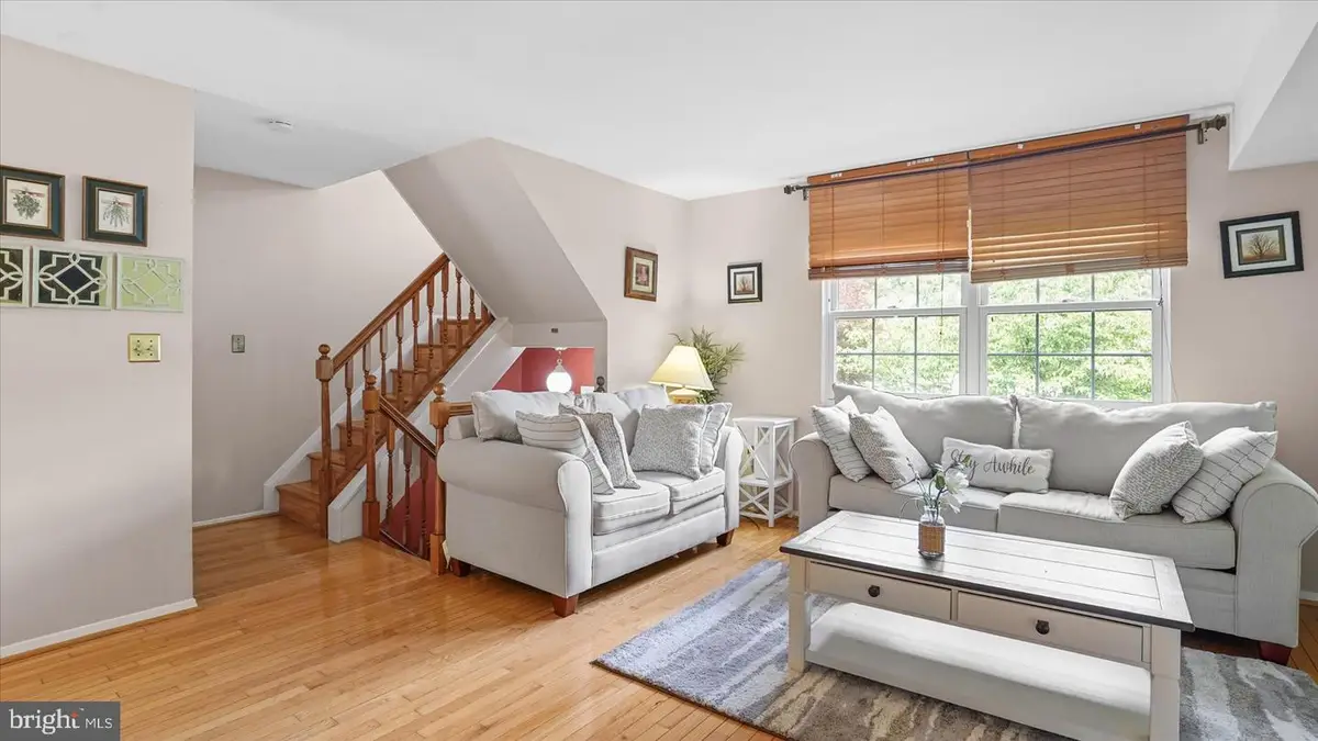 6 Drawbridge Ct, Baltimore, MD 21228 - #1