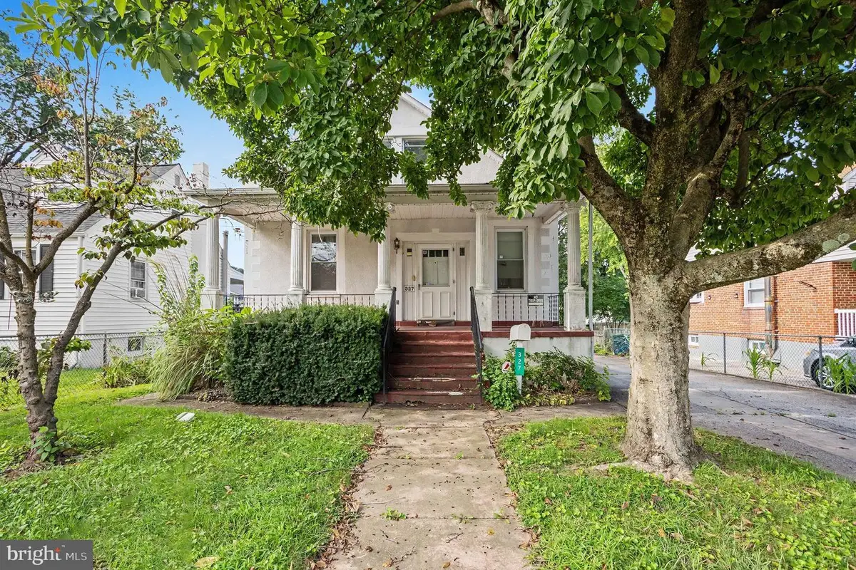 327 Nicholson Rd, Baltimore, MD 21221 - #1