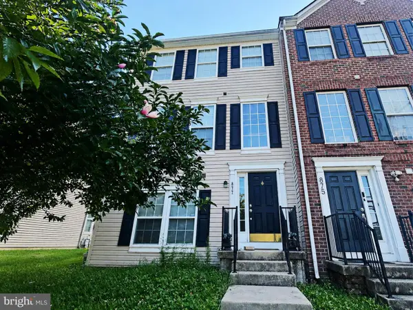 877 Middle River Rd, MIDDLE RIVER, MD 21220