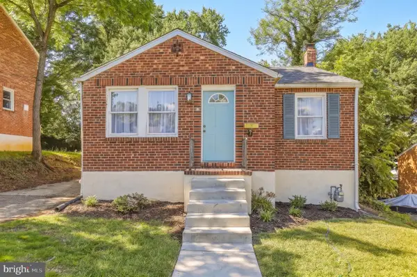 7 Lodge Rd, CATONSVILLE, MD 21228