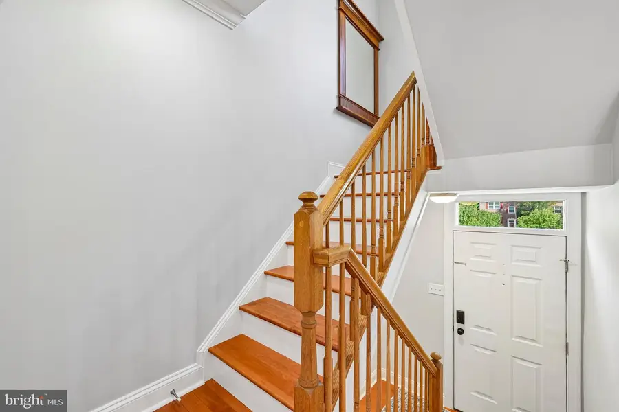 25 Beaver Pond Cir, Parkville, MD 21234 - #3