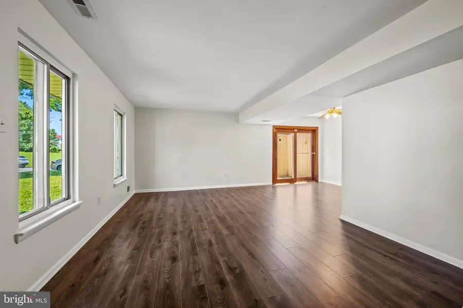 89 King Henry Cir #89, Rosedale, MD 21237 - #2