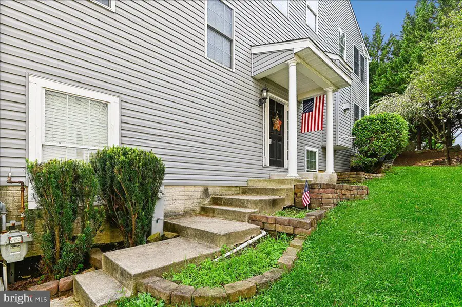 10 Carmichael Ct, Baltimore, MD 21228 - #2