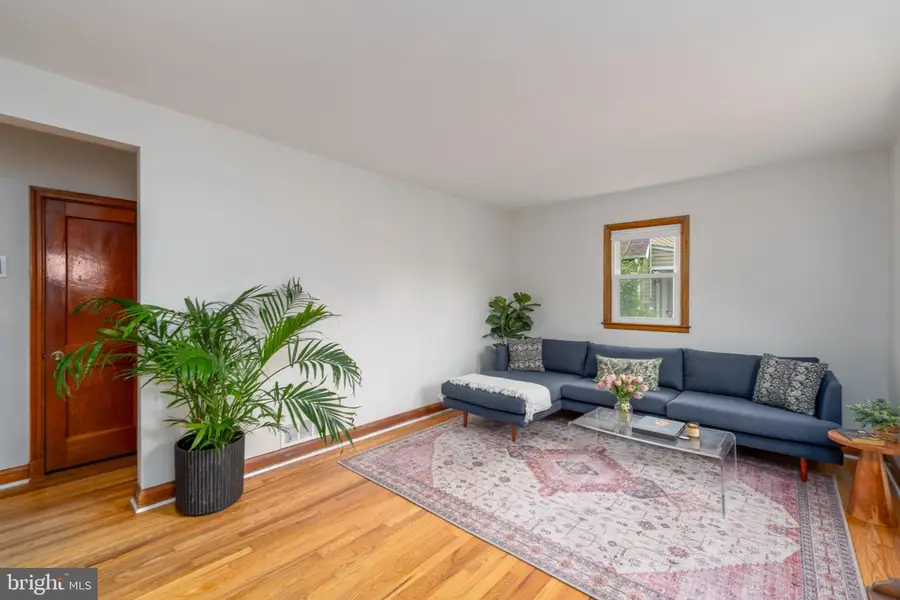 2936 Grendon Ln, Parkville, MD 21234 - #2