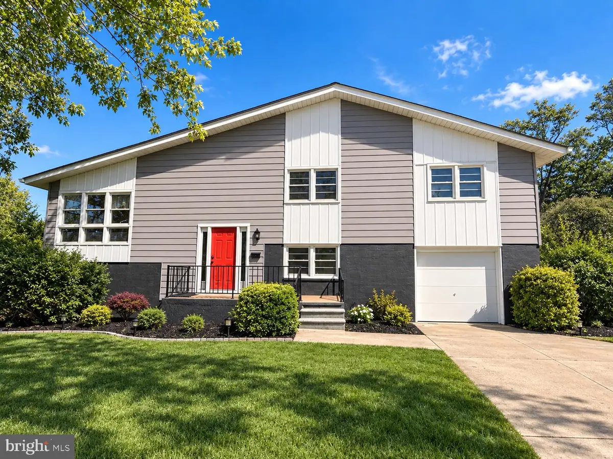 129 Cinder Rd, Timonium, MD 21093 - #1
