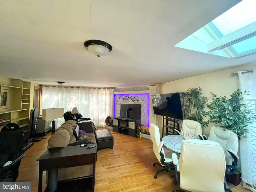 1303 Saddleback Rd, Pikesville, MD 21208 - #2