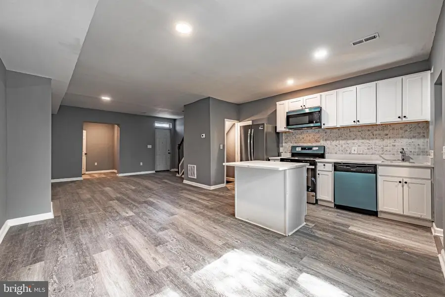 4216 Reisterstown Rd, Baltimore, MD 21215 - #3