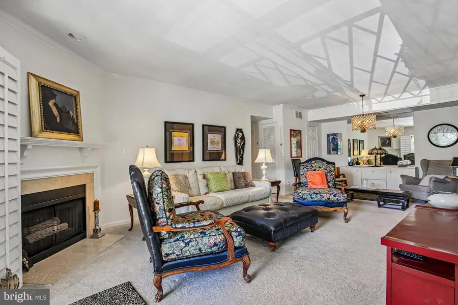 416 Rockfleet Rd #201, Lutherville Timonium, MD 21093 - #3