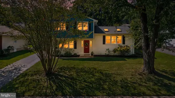 909 Beaverbank Cir, TOWSON, MD 21286
