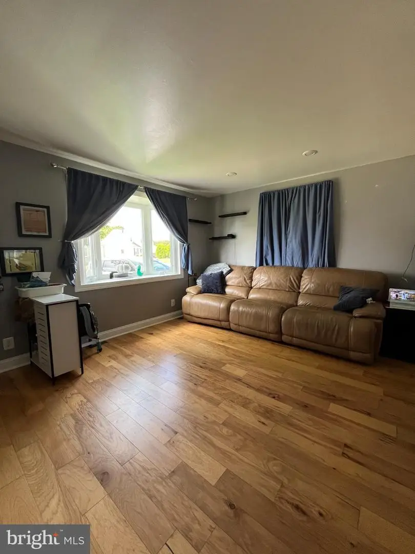 8228 Watersedge Rd, Baltimore, MD 21222 - #2