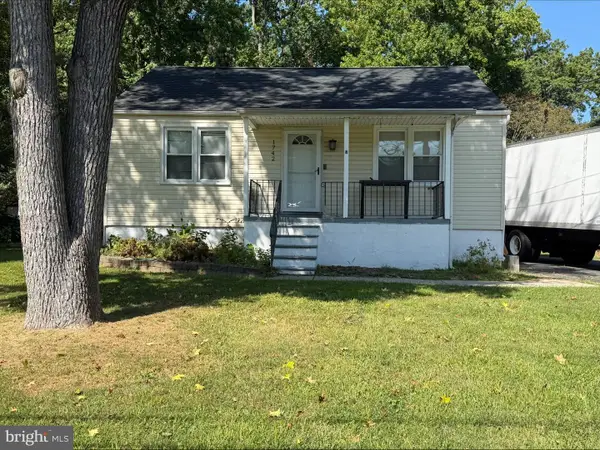 1742 Hilltop Ave, ESSEX, MD 21221