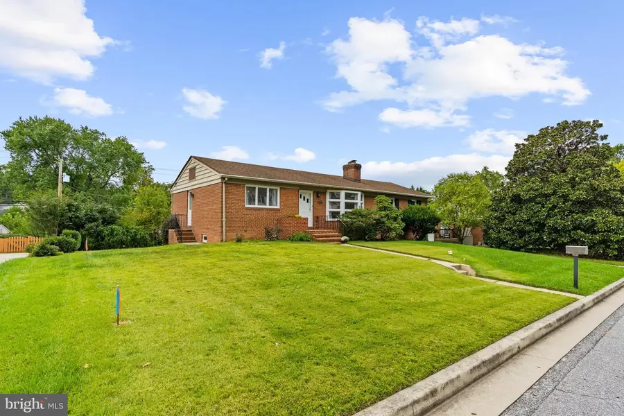 105 Martingale Rd, Lutherville Timonium, MD 21093 - #3