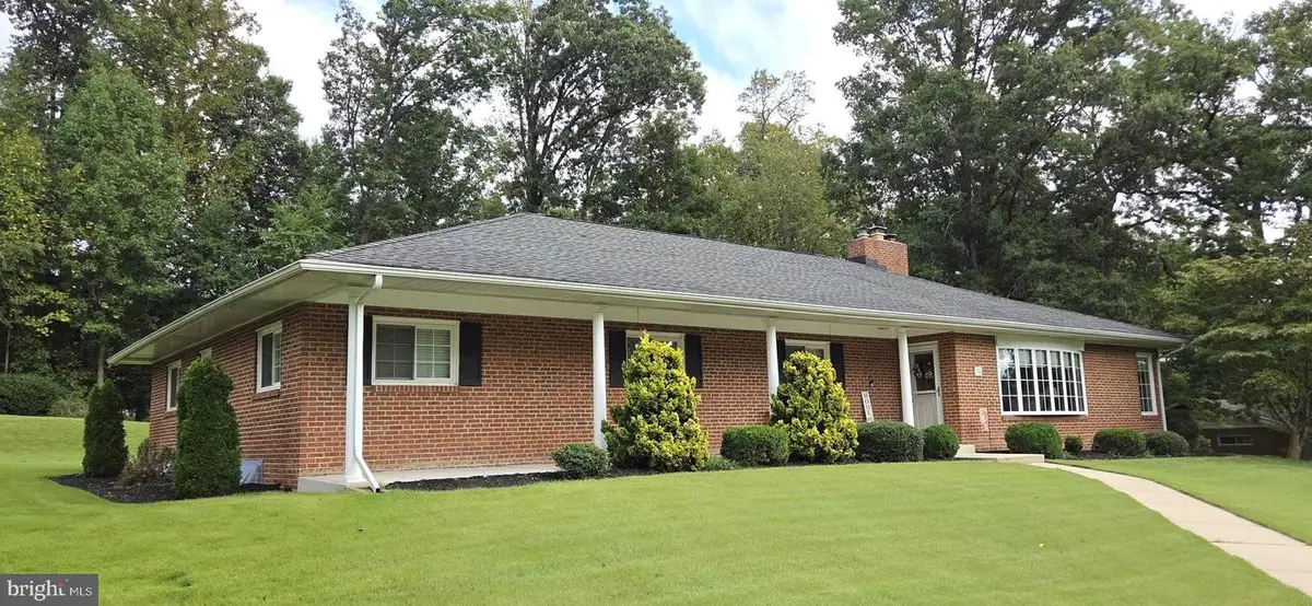 35 Bangert Ave, Perry Hall, MD 21128 - #1