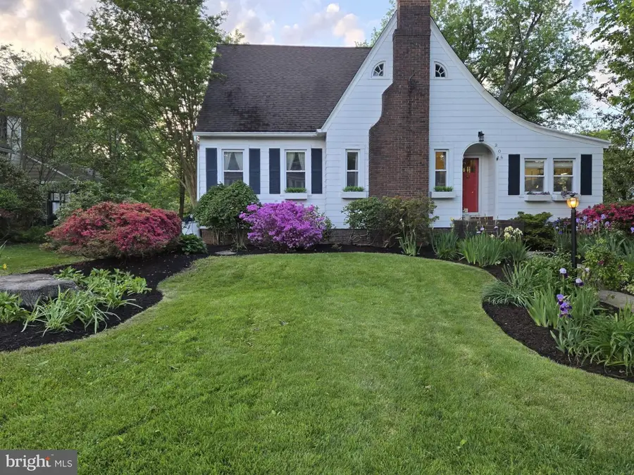 206 Park Dr, Catonsville, MD 21228 - #2