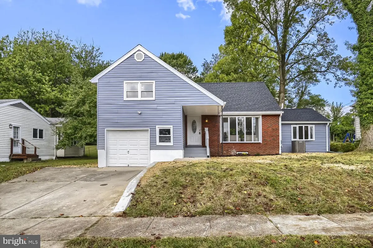6 Westbury Rd, Lutherville, MD 21093 - #1