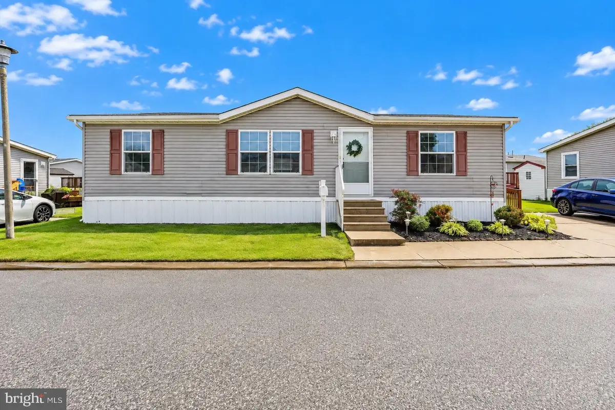 3208 Gentian Ln, Middle River, MD 21220 - #1