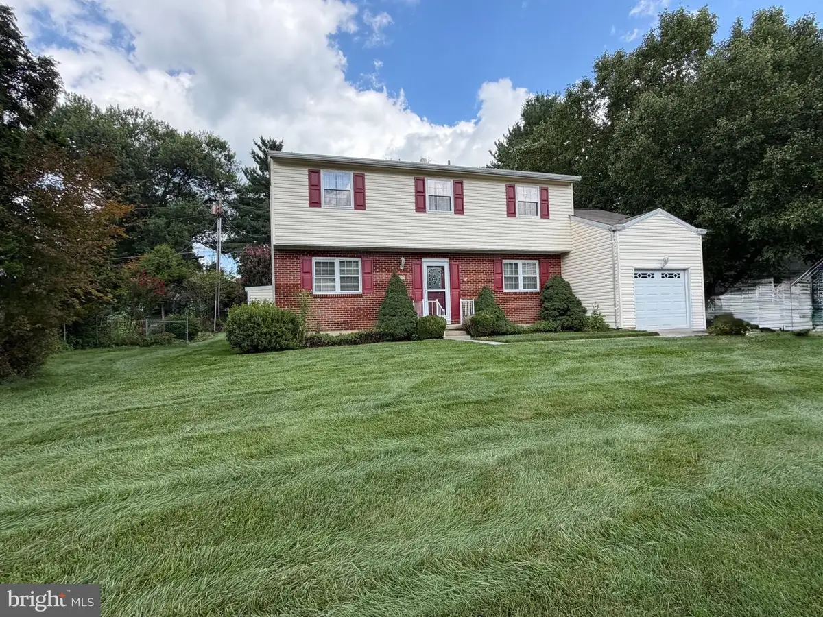 121 Lamport Rd, Reisterstown, MD 21136 - #1