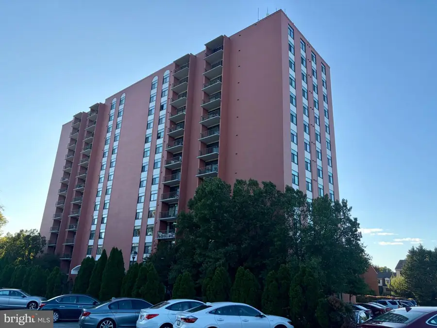 1 Smeton Pl #1106, Towson, MD 21204 - #2