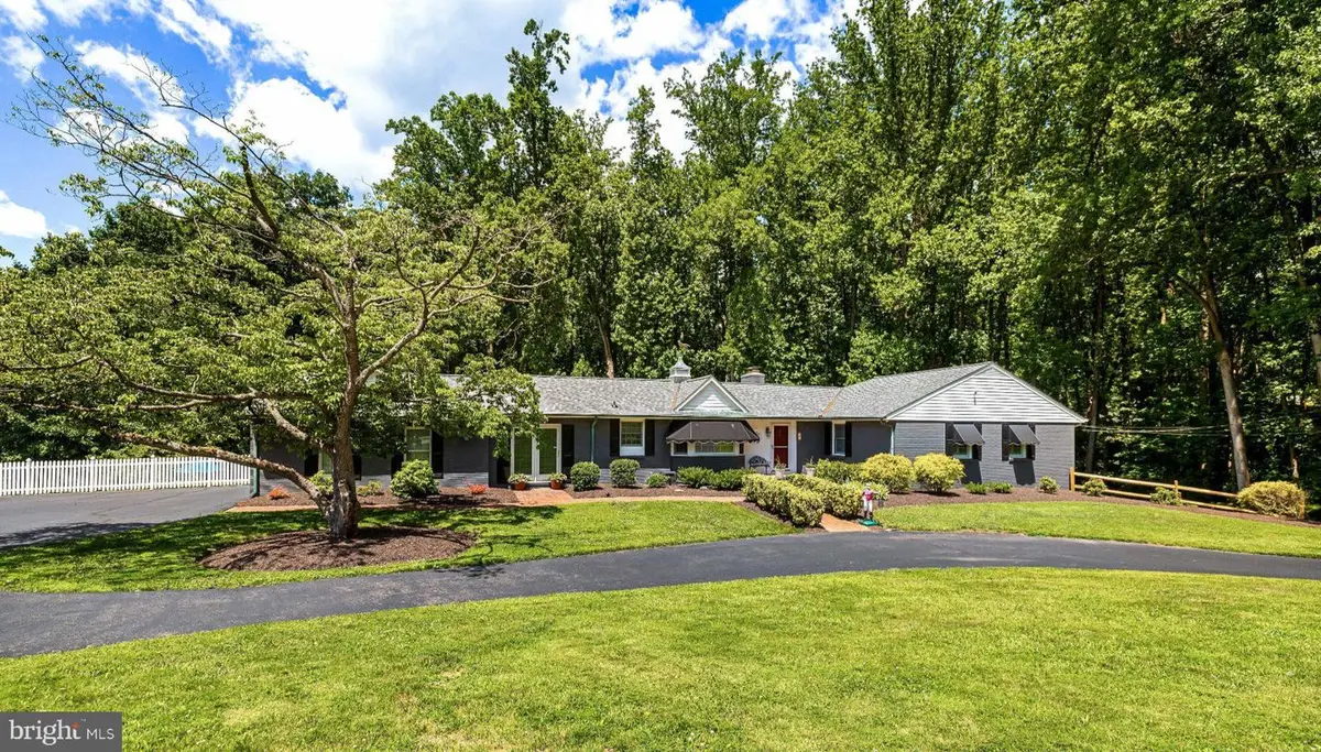 3915 Dance Mill Rd, Phoenix, MD 21131 - #1