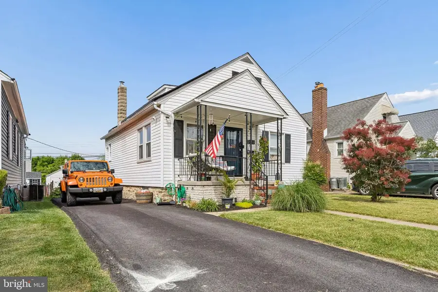 2716 Maple Ave, Parkville, MD 21234 - #2