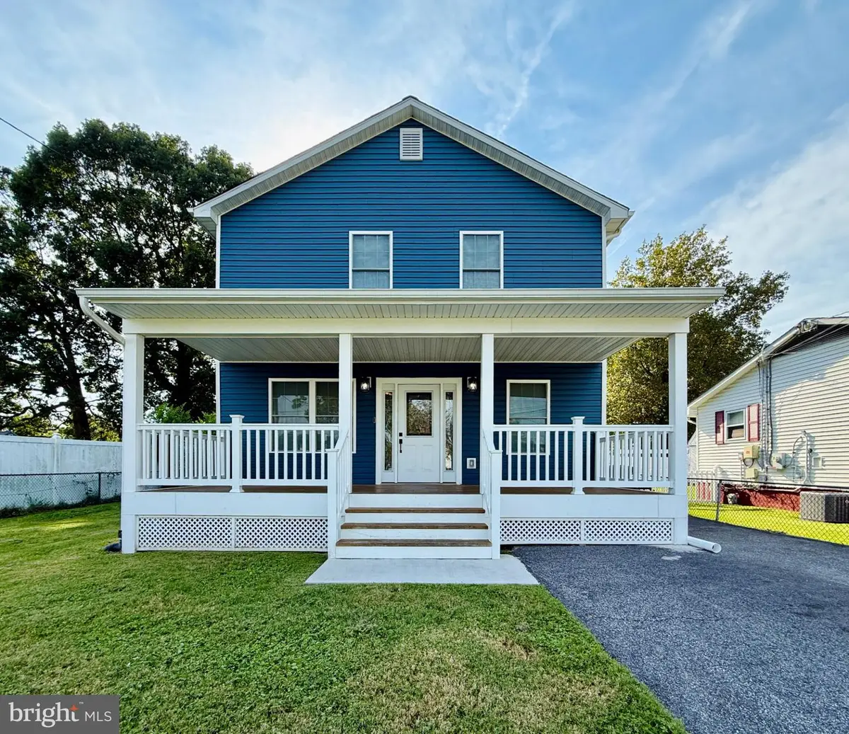 8221 Beach Dr, Baltimore, MD 21222 - #1