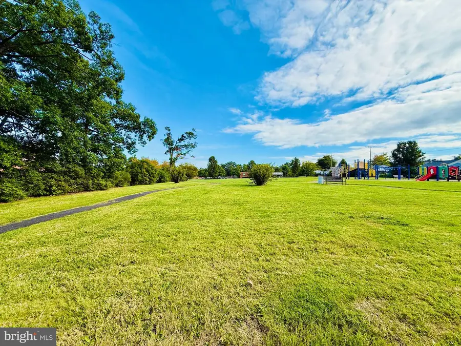 847 Middlesex Rd, Essex, MD 21221 - #3