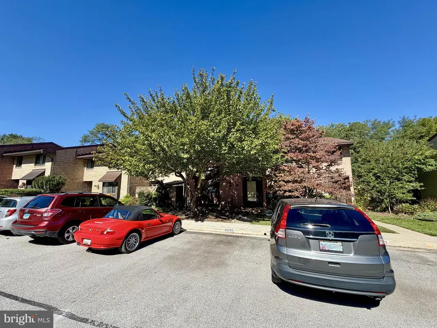 2249 Chapel Valley Ln, Lutherville Timonium, MD 21093 - #2