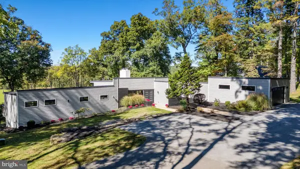 8 Caveswood Ln, OWINGS MILLS, MD 21117
