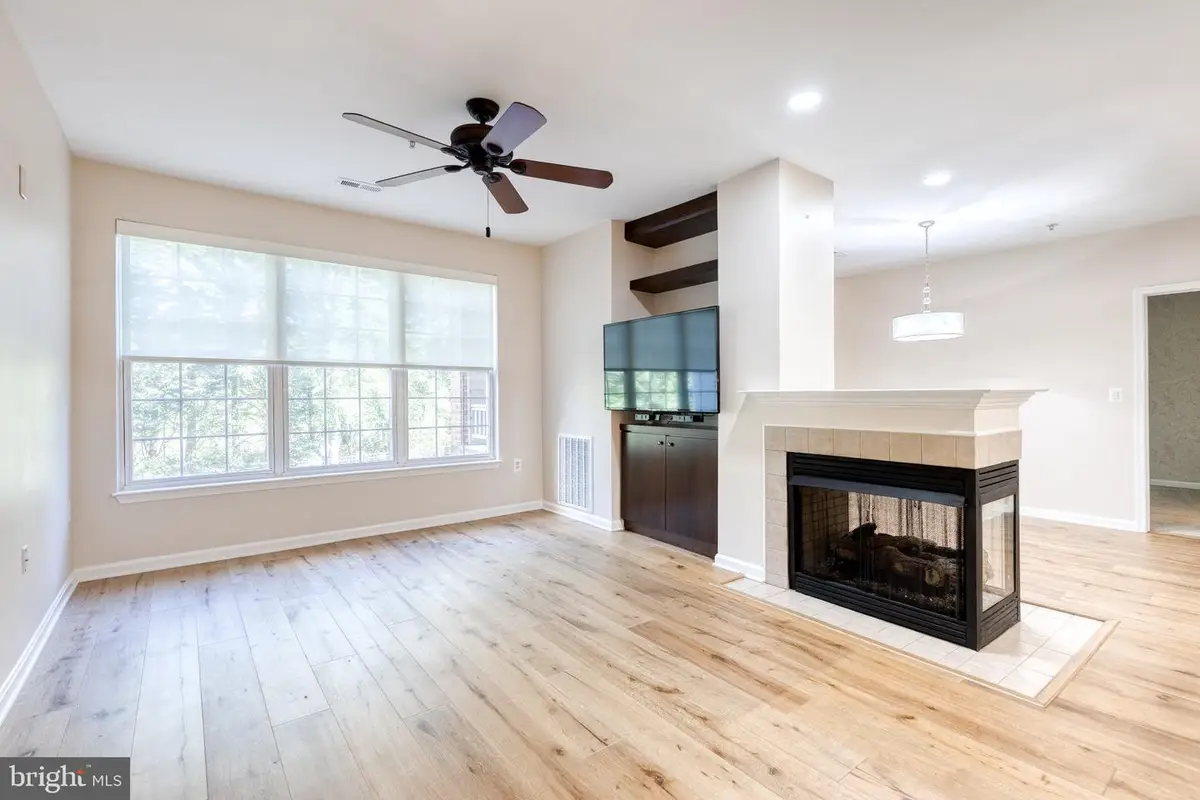 400 Symphony Cir #205j, Cockeysville, MD 21030 - #1