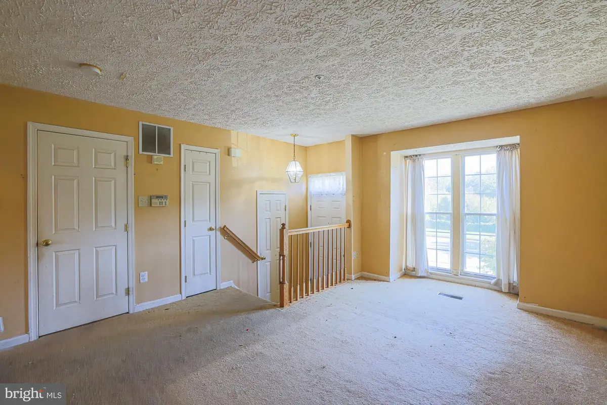 63 Choctaw Ct, Middle River, MD 21220 - #1