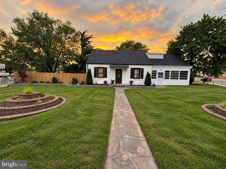 2 Terrace Rd, Essex, MD 21221 - #2