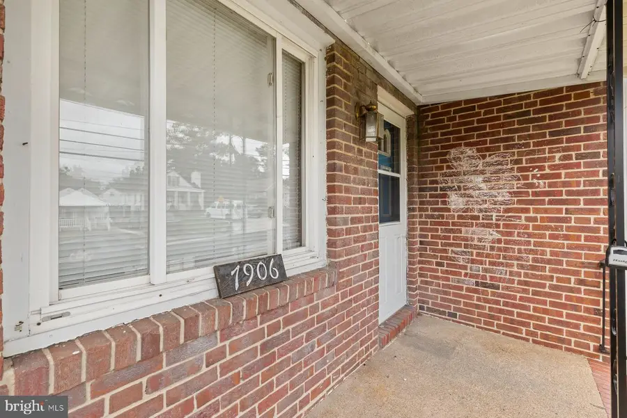 7906 Hillendale Rd, Parkville, MD 21234 - #3
