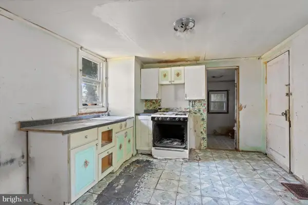 105 Baltimore Ave, HALETHORPE, MD 21227