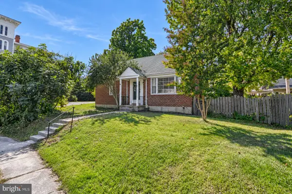 10 Hillview Dr, CATONSVILLE, MD 21228