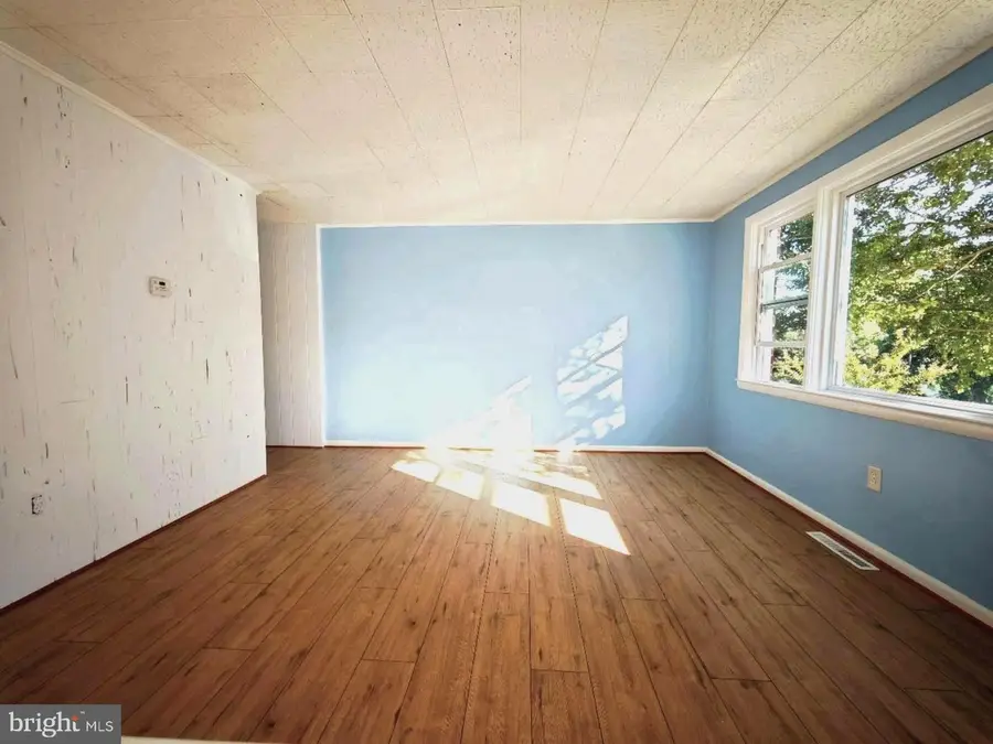 1006 Circle Dr, Baltimore, MD 21227 - #2